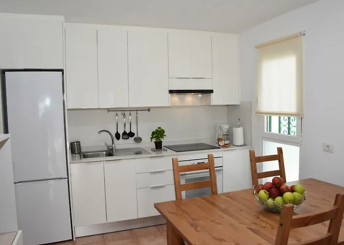 Ave Paraiso - Cozy And Sunny House Appartement *